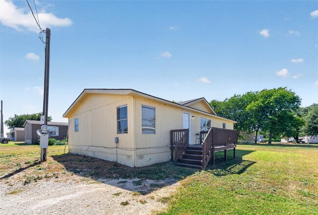 Building Photo - 1341 Flying L Ln