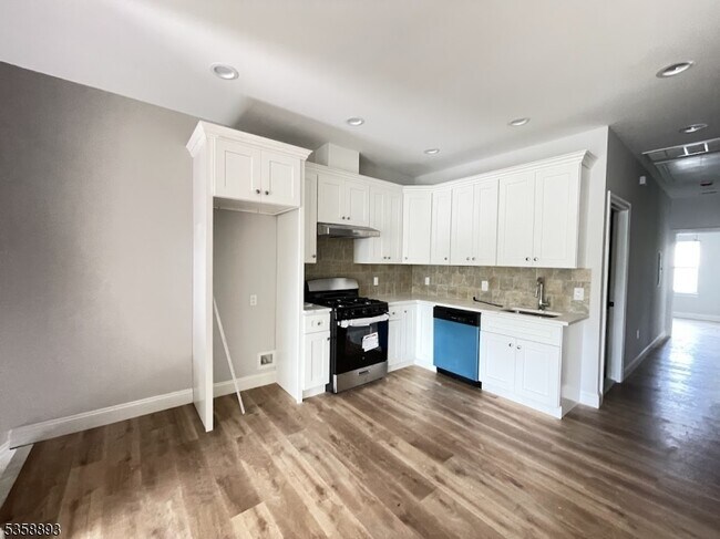 Foto del edificio - 484 S 19th St