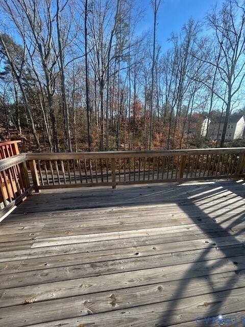 Building Photo - 17067 Thornapple Ct