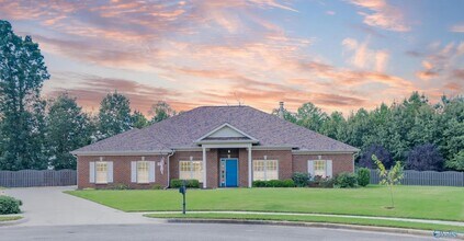 Building Photo - 110 Windledge Pl