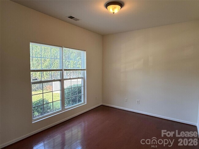 Foto del edificio - 3708 Tranquil Ct