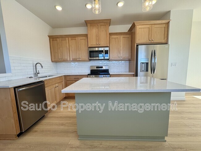 Foto del edificio - 6728 SE Crimson Ln