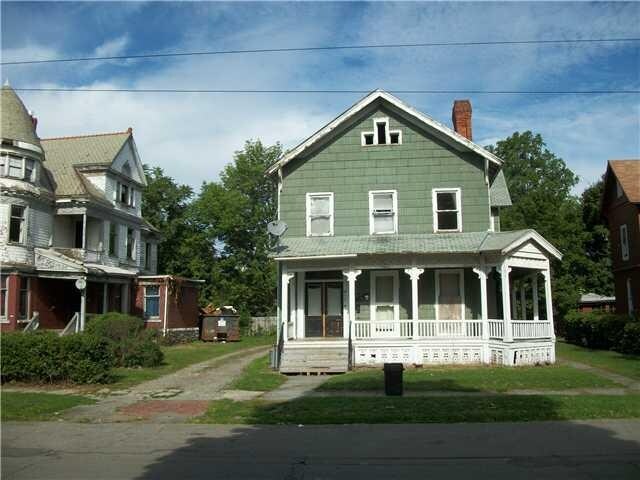 Building Photo - 418 William St