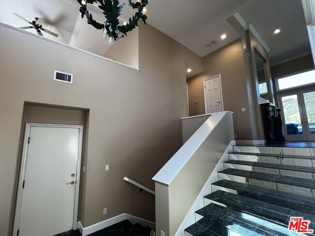 Foto del edificio - 2357 Brookshire Ln