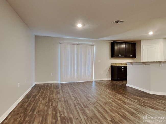 Foto del edificio - 866 N Fairbanks Dr