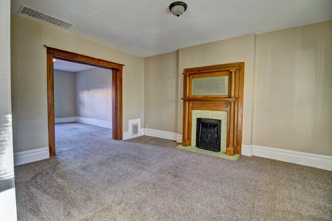 Living Room - 920 N Ogden St