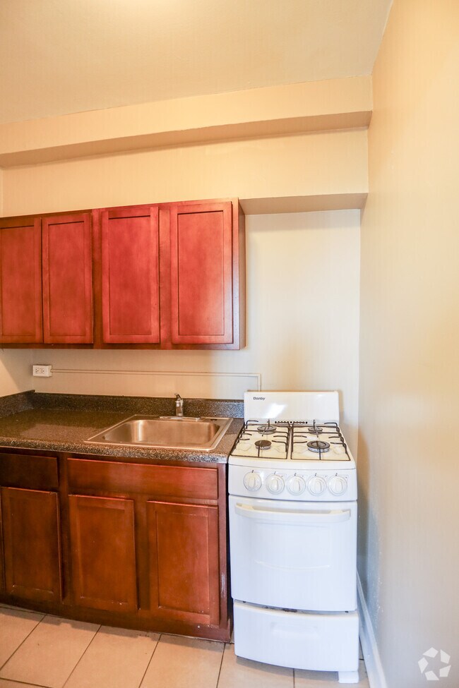 Apartments for Rent Near Loyola University Lakeshore Campus Chicago