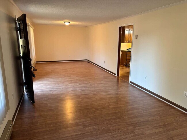 Foto del edificio - Charming Home for Rent on Quiet Cul-de-Sac!