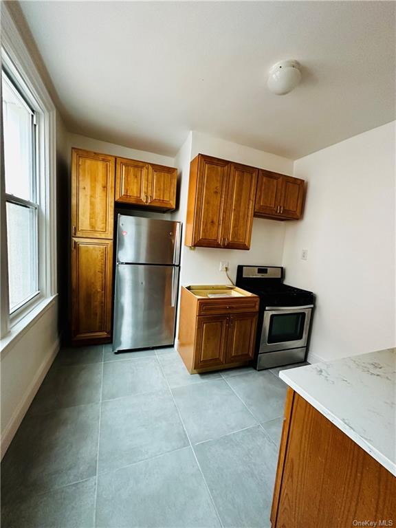 2012 Continental Ave, The Bronx, NY 10461 Room for Rent in The Bronx