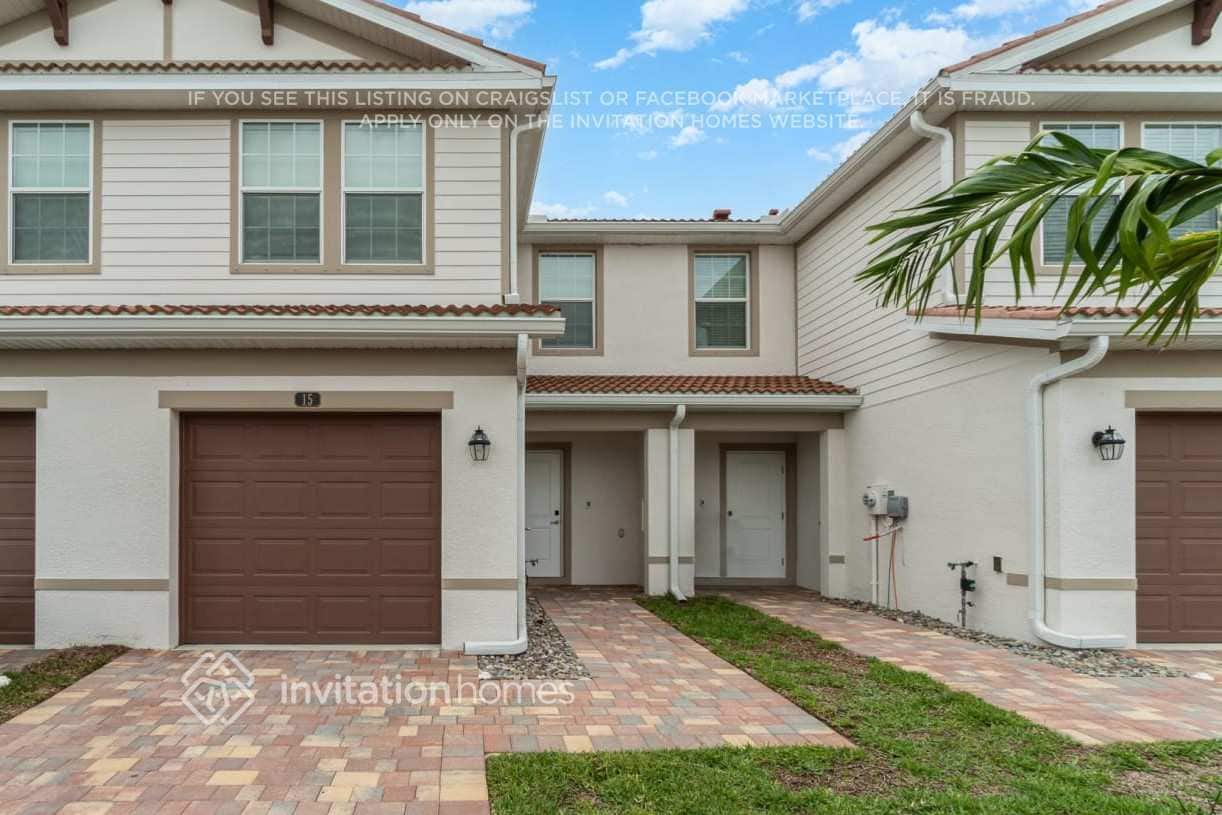 Primary Photo - 7153 Greenwood Park Cir