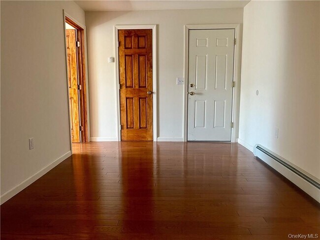 Foto del edificio - 55 W Main St