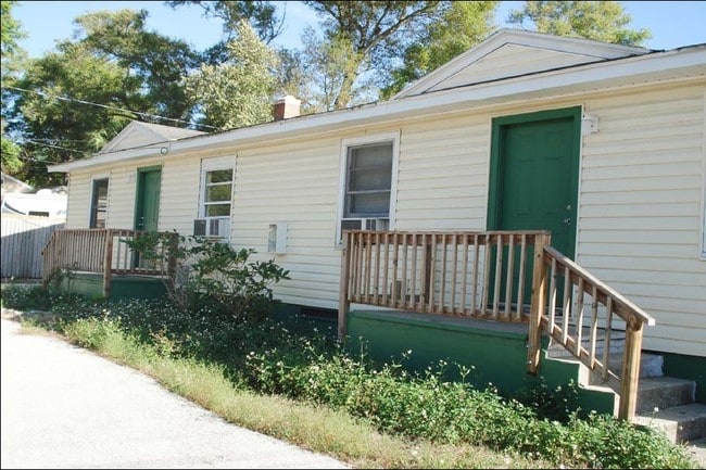 Building Photo - Lotus Path Apts.