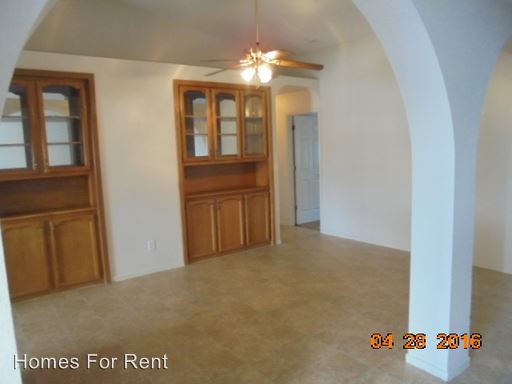 Foto del edificio - 863 Greenfield Dr