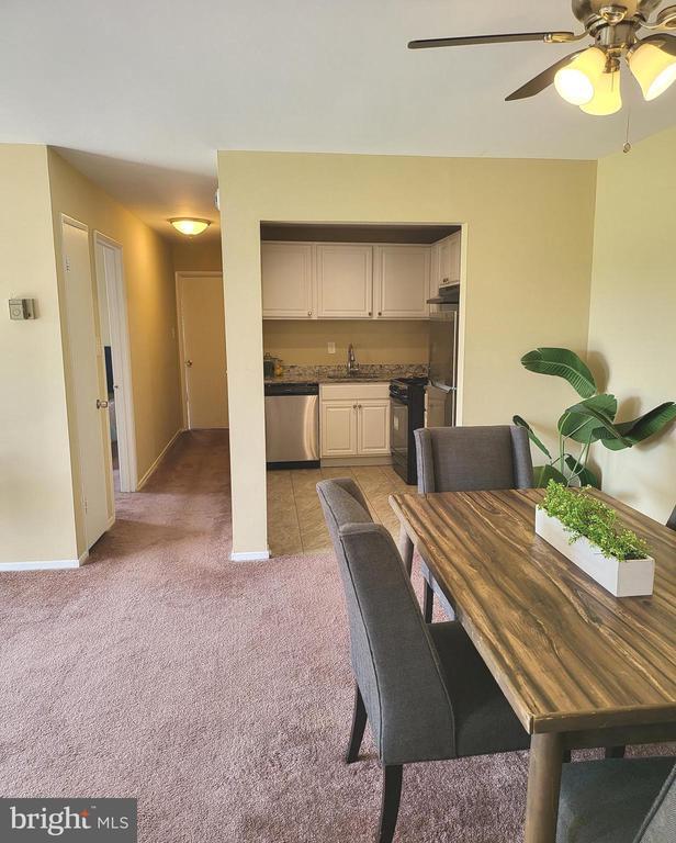 Building Photo - 4513 Romlon St