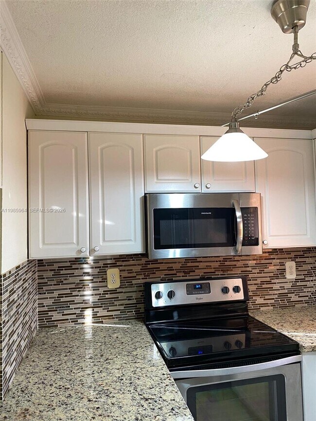 Foto del edificio - 11789 SW 18th St