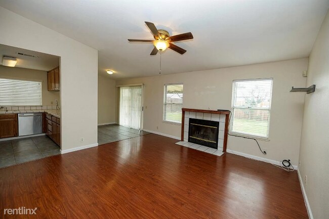 Building Photo - 3 br, 2 bath House - 2112 Goldstone Way