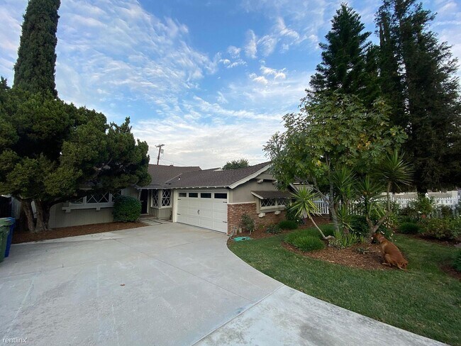Building Photo - 2 br, 2 bath House - 22233 Avenue San Luis