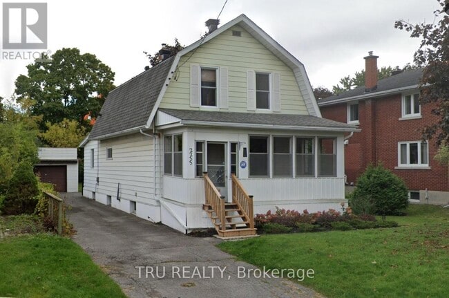 Building Photo - 2235 Webster Ave