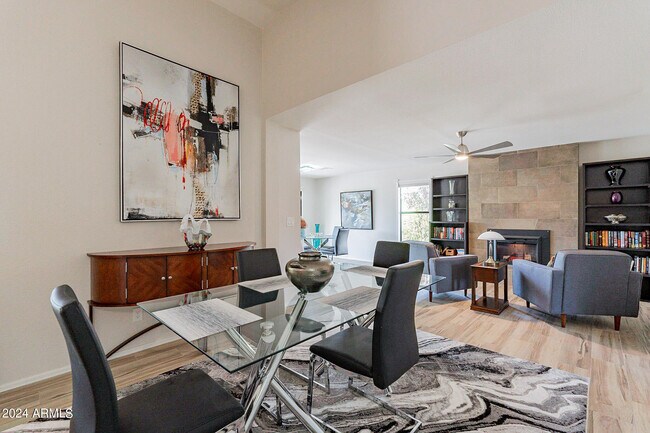 Foto del edificio - 9625 W Taro Ln