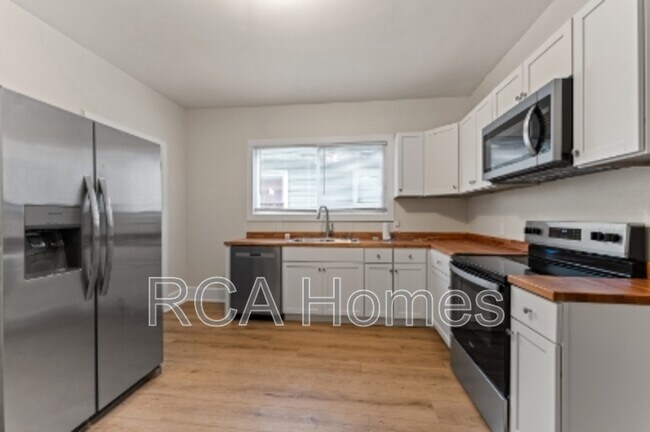 Foto del edificio - 619 N Rural St