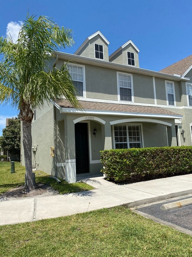 Building Photo - 13901 Abbey Ln