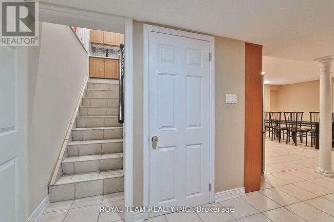 Photo du bâtiment - 62 Kingly Crest Way