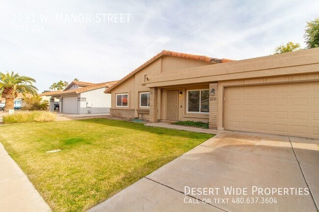 Building Photo - Nice clean 3 bedroom home with diving pool...