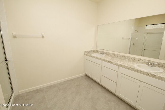Foto del edificio - 903 Remington Green Dr SE