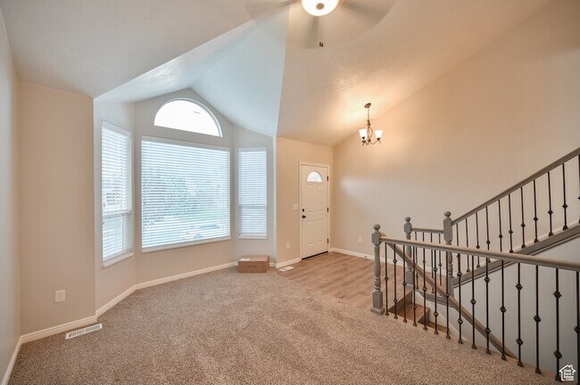 Foto del edificio - 172 Bridgepark Cir