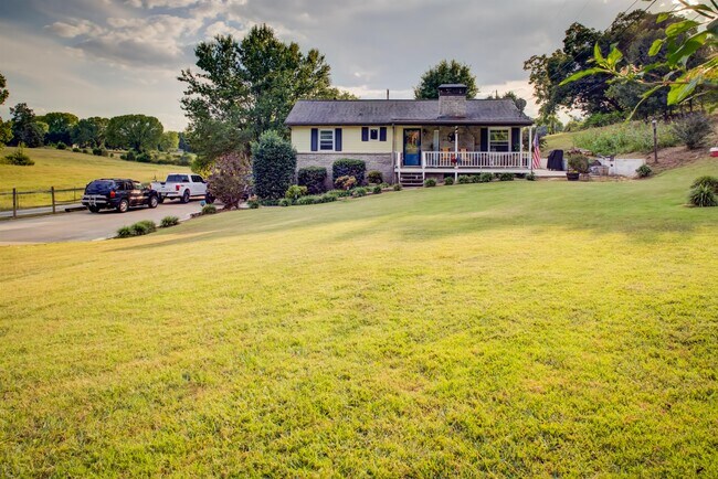 Building Photo - 7757 Heiskell Rd