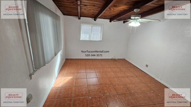 Building Photo - Greenlee