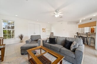Building Photo - 2865 SW 25th Ave