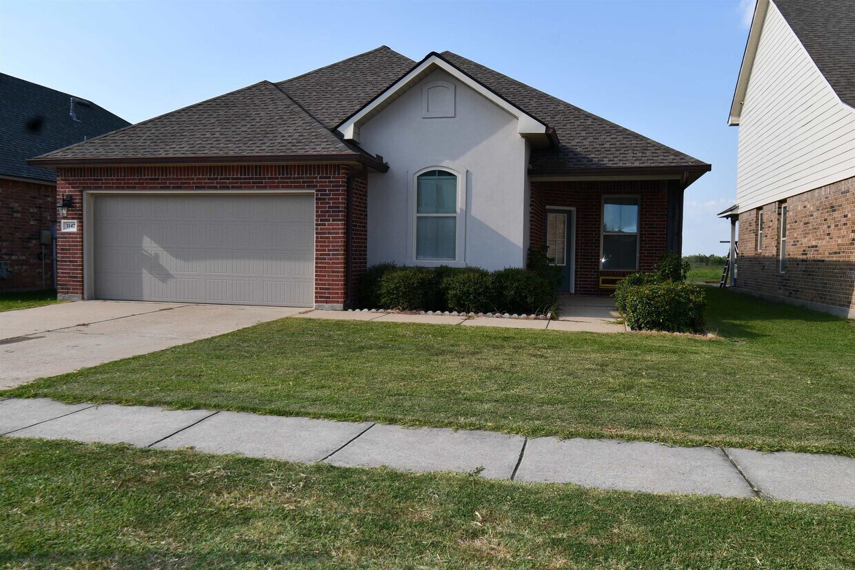 Foto principal - 3147 Baywood Ave