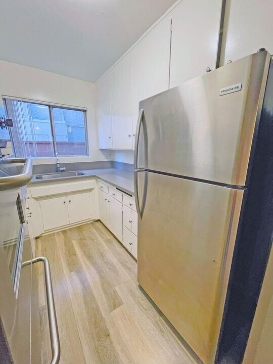 Foto del edificio - 12714 Matteson Ave