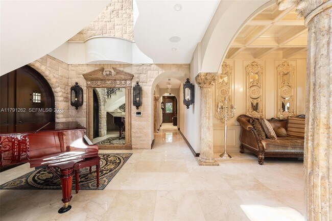 Foto del edificio - 6016 Leonardo St