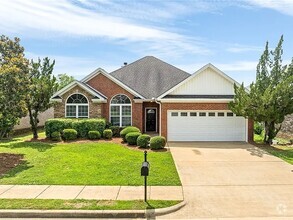 Building Photo - 1317 Tulip Ct