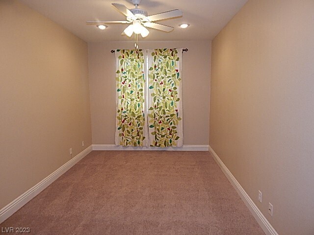 Foto del edificio - 2288 Surrey Meadows Ave