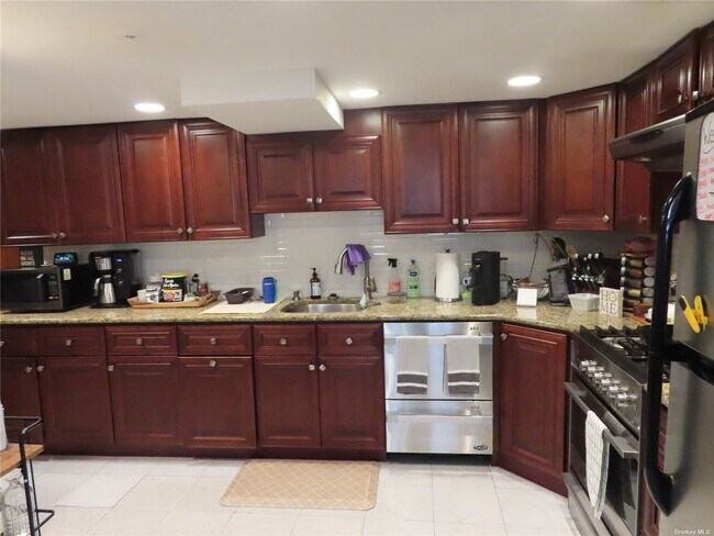 Foto del edificio - 1160 Patricia Ave