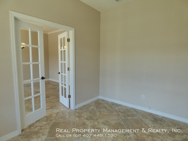 Foto del edificio - 3 BR / 2.5 BA Townhouse in Lee Vista Square