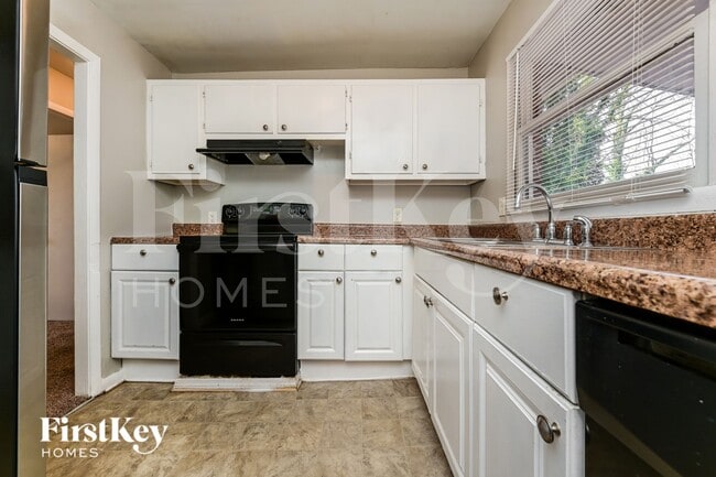 Foto del edificio - 2227 Westover Dr