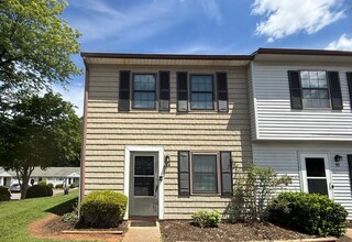 Building Photo - 94 Countryplace Ln