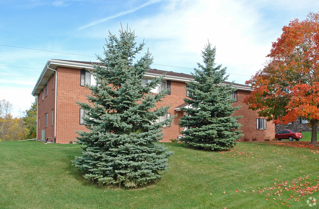Building Photo - 4350 Kennedy Dr