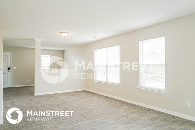 Building Photo - 3603 Thornwood Dr