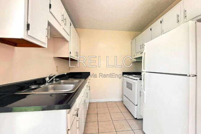 Building Photo - 4305 Norene Ln