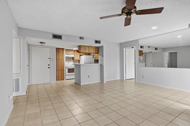 Foto del edificio - 3919 Fairmont Pkwy
