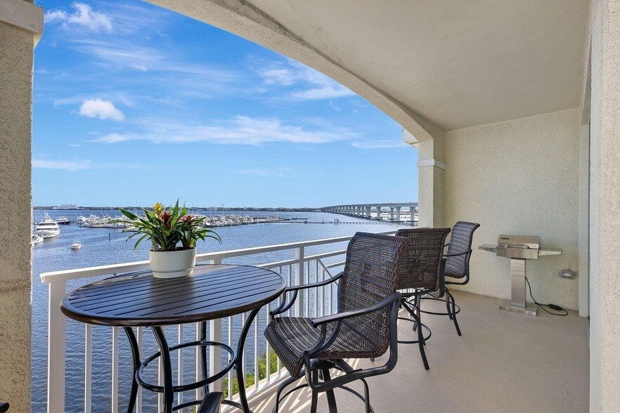Foto principal - 775 NW Flagler Ave