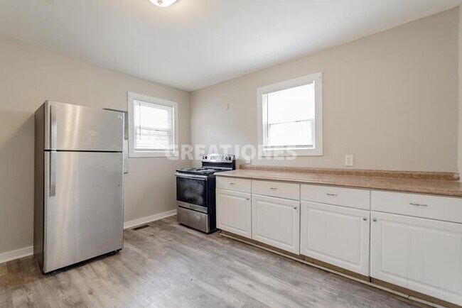 Foto del edificio - 2430 Stark St