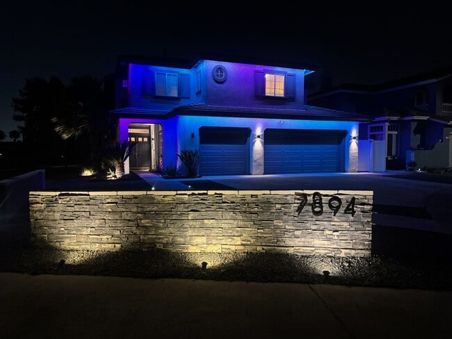 Building Photo - Stunning Cul-de-Sac 3/2.5 two story Rental Home in North Fontana's Village of Heritage!