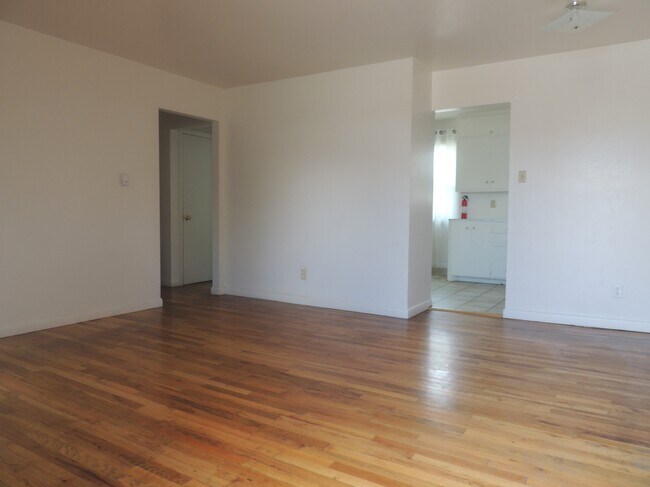 Foto del edificio - 1353 N 21st St