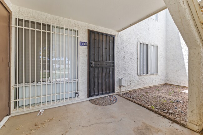 Foto del edificio - 4730 W Northern Ave